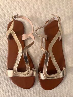 Metallic Gold T-Strap Women's Sandals